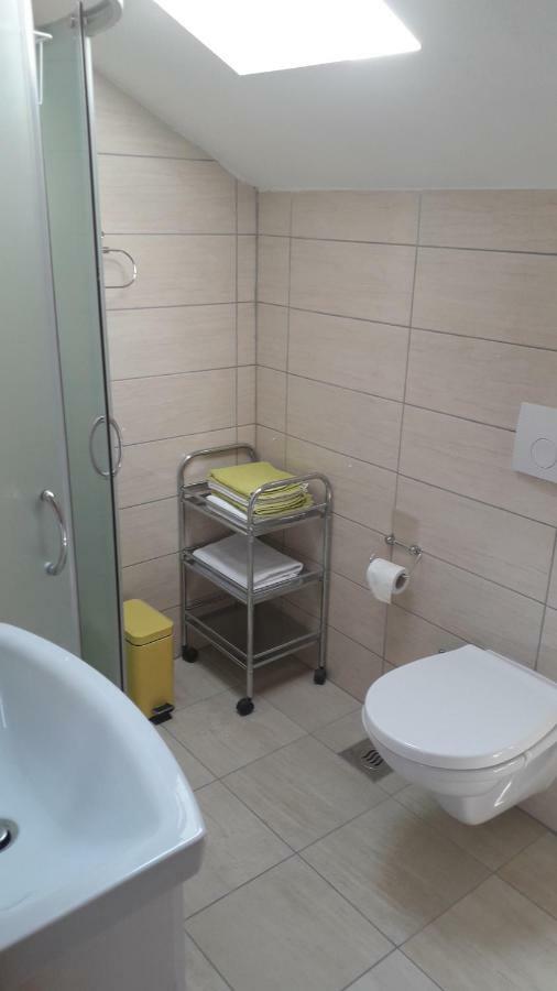 Apartmani Zilic Dugi Rat Exterior photo